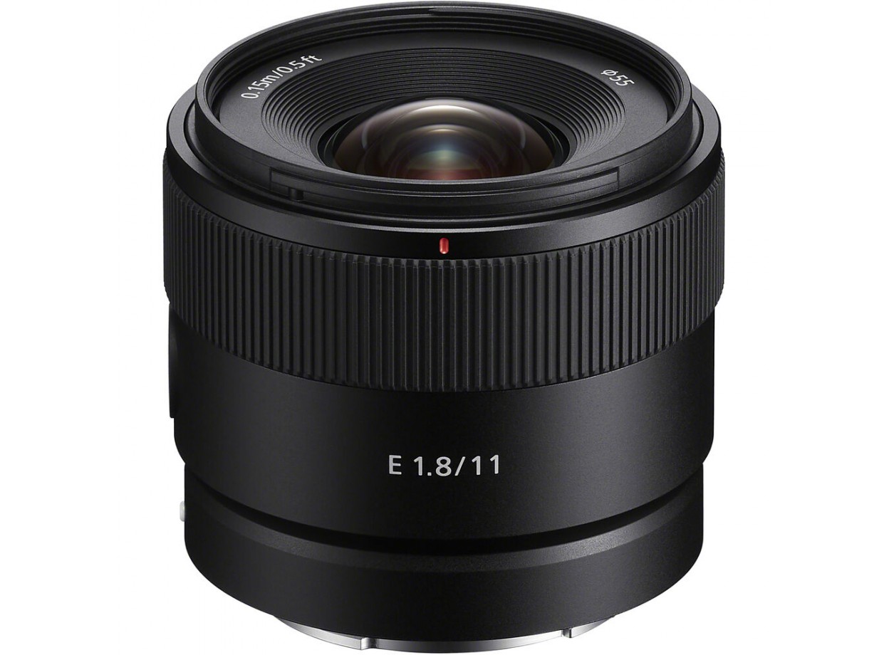 Sony E 11mm f/1.8